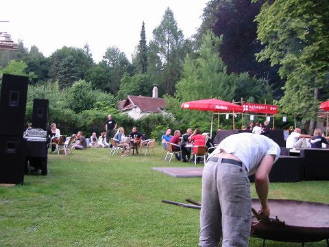 Das Mahagoni Barbecue Gel�nde